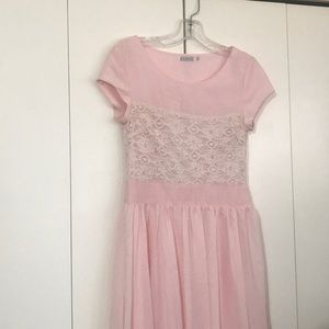Women’s light pink spring/summer/Easter dress